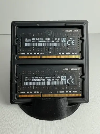 USED SK Hynix 8gb (2X4GB) 1Rx8 PC3L-12800S HMT451S6AFR8A